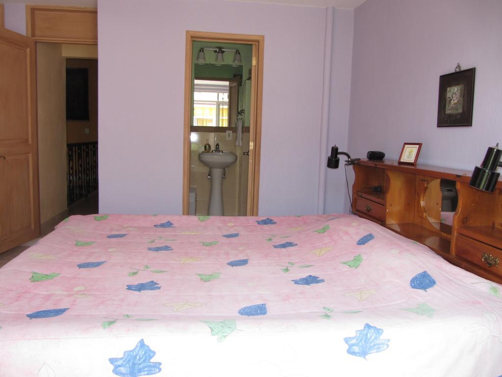 La Puerta Violeta Guesthouse & Spa San Juan Cosalá Стая снимка