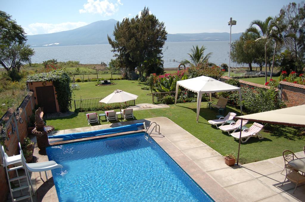 La Puerta Violeta Guesthouse & Spa San Juan Cosalá Екстериор снимка